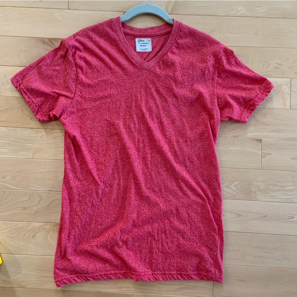 V-neck short sleeved T-shirt - Men’s AlphaBeta Medium